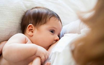  روش های شیر دادن به نوزاد