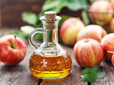 با خواص شگفت انگیز سرکه سیب آشنا شوید