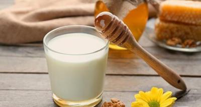  آیا مخلوط شیر و عسل مفید است؟
