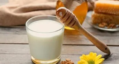 آیا مخلوط شیر و عسل مفید است؟