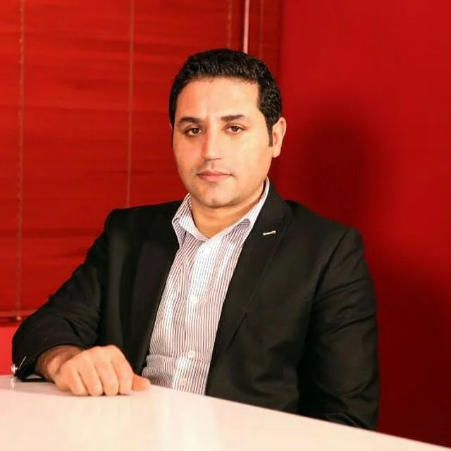 دکتر آقایی افشار متخصص آسیب ورزشی (sports medicine) درد و مشکلات عضلانی اسکلتی و مفاصل
