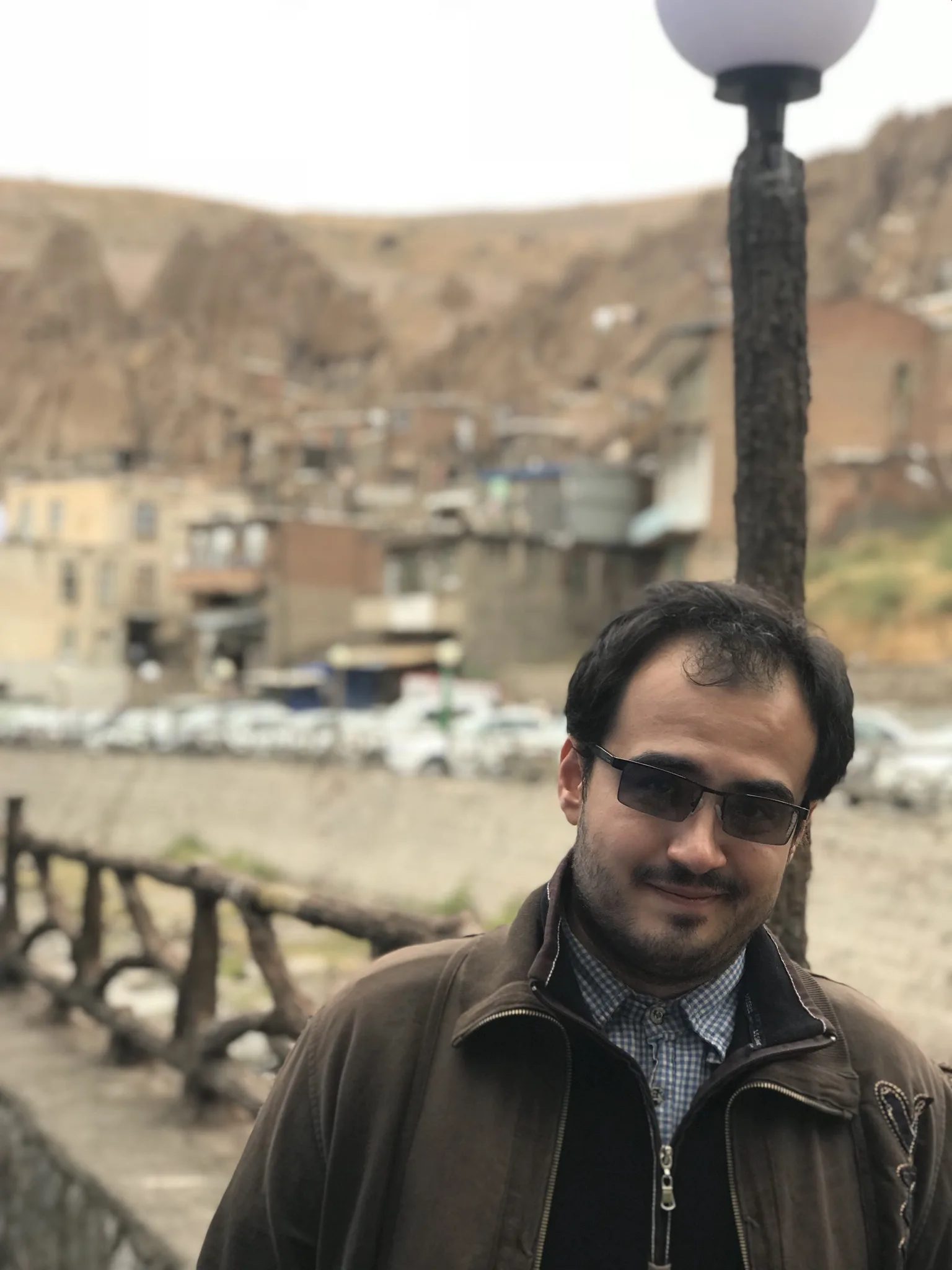 دكتر حسين مازوچيان